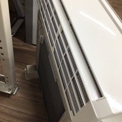 ルームエアコ日立 RAS-AJ22E(RAC-AJ22E) 2016年製 〜6畳