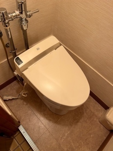 ウォシュレット　TOTO    １０１　取引予定