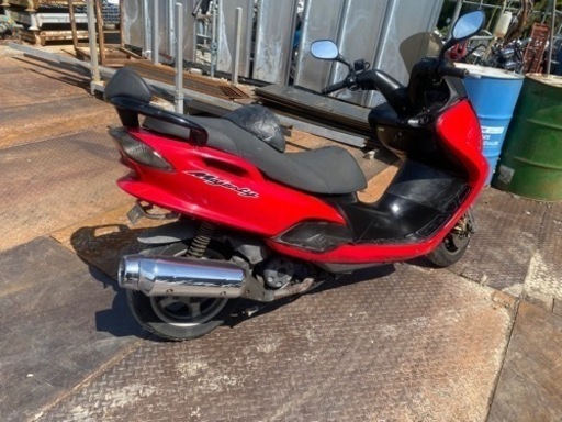 ホンダ マジェスティ125 コマジェ 赤 純正 4スト スクーター ホンダ マジェスティ125 コマジェ 赤 純正 4スト スクーター ヤマハ