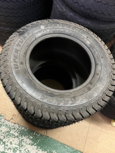 KENDA 20×10.00-10 ※4本の金額です。