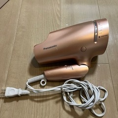 Panasonic ドライヤー　ナノケア　EHCNA9A