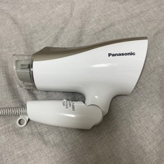 【受け渡し先決定】Panasonic ドライヤー　EH-NE5E