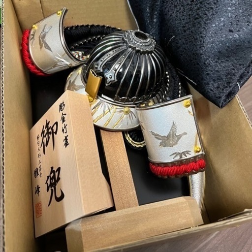 【収納専用箱あり】五月人形 +陣羽織 収納専用箱あり】五月人形・ 陣羽織 収納専用箱あり】五月人形 +