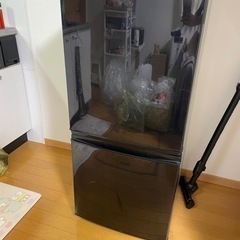 【ネット決済】冷蔵庫　黒　シャープ