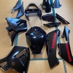 CBR600RR PC37 カウル一式！割れ無し！取付可！傷あり！