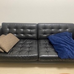 IKEA黒色ソファ