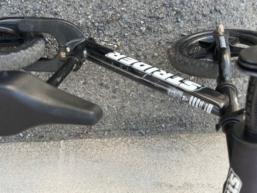 値引き】ストライダー 12sport 黒色 美品】 STRIDER 12 ブラック