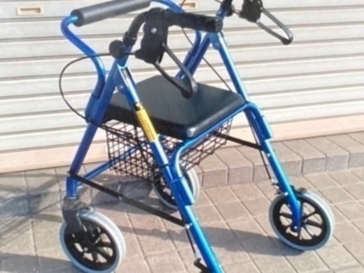 歩行補助セット　歩行器　車椅子