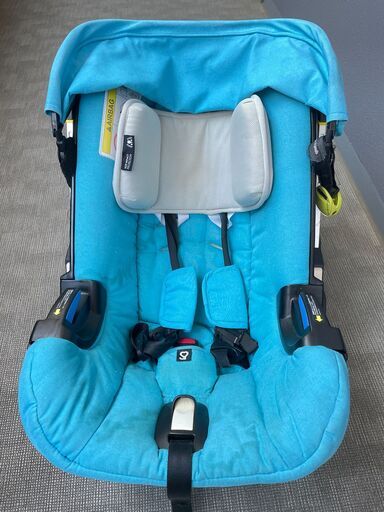 チャイルドシートにもなるベビーカー doona （チャイルドシートisofix