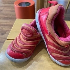 NIKE 子供用シューズ16㎝