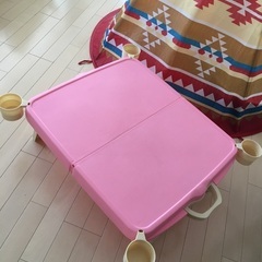 ピクニックテーブル  ピンク 美品