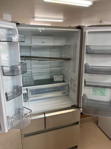 5月21日閉店の為、最終割引価格です５０１Ｌの大型冷蔵庫