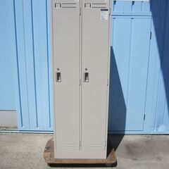 2人用ロッカー　鍵あり　ニューグレー　コクヨ製　LK-2F1C　※業販不可