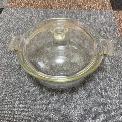 PYREX オーブン電子レンジ用ガラス鍋  500円
