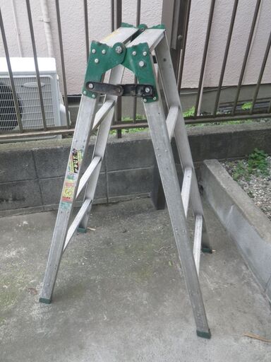 ■配達可■アルミ製はしご兼用脚立 ドンキー 120型  高さ111cm はしご長2m34cm