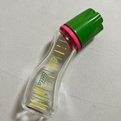 ベッタ　ガラス製哺乳瓶　150ml 完全未使用