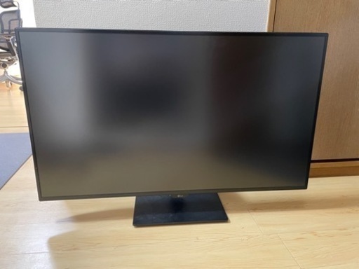 LGディスプレイ モニター 4K 42.5インチ