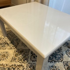 白いローテーブル　決まりました