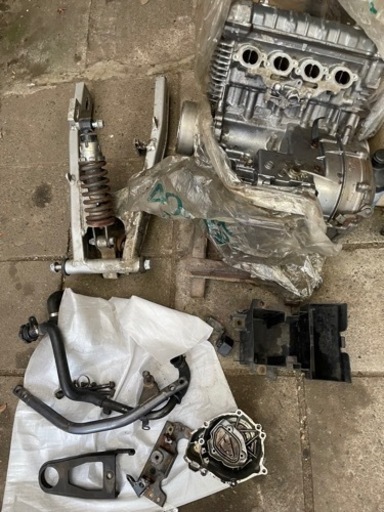 KAWASAKI バリオス1型　バラ売り可　部品　ホイール、フェンダー、フロントフォーク、ステップ KAWASAKI バリオス1型 バラ売り可 部品 ホイール、フェンダー