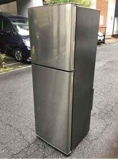 中古　SHARP ノンフロン冷凍冷蔵庫　2020年製　225L