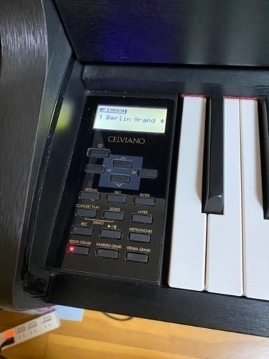 電子ピアノ GP-300 木製鍵盤 2024 ベヒシュタイン