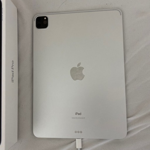 iPadpro11インチ 2020モデル　一部液晶割れ　128GB ※商品説明読んで下さい。