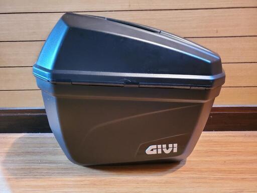 その他 givi e22