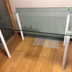 パターン3 天板透明ガラステーブル