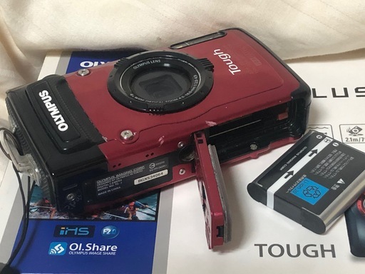 デジカメ◆オリンパスの防水・耐衝撃コンパクトデジタルカメラ◆TG-2 美品 元箱アリ デジカメ◇オリンパスの防水・耐衝撃コンパクトデジタルカメラ◇TG-2