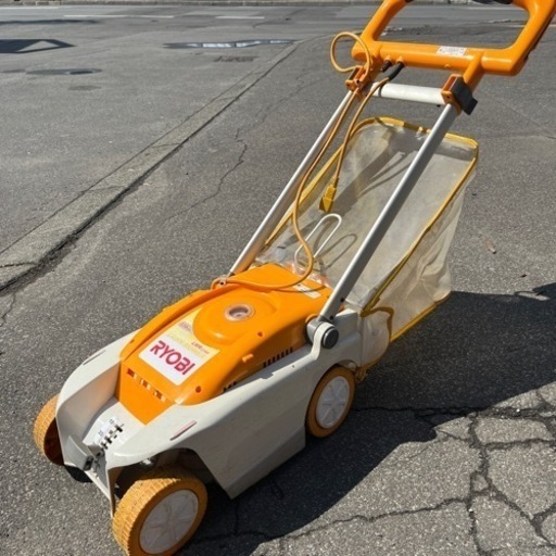 ☆激安☆RYOBI 芝刈り機　中古