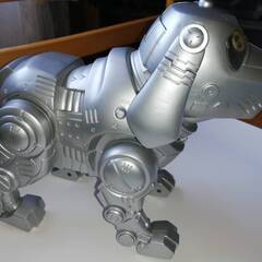 テクノ犬型ロボ