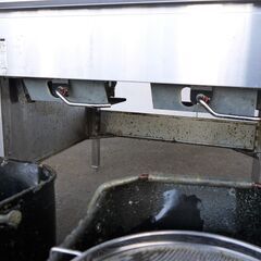 【ヤ取終了5/8】≪yt659ジ≫ マルゼン ガスフライヤー MGF-C13WK 都市ガス用 2017年 油量13Lx2槽 涼厨シリーズ 業務用/揚物機 現状品 50504-11 