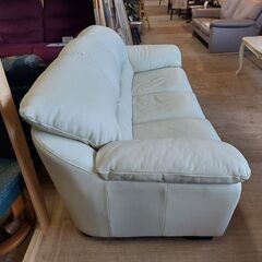 【愛品倶楽部柏店】　ＩＤＣ大塚家具　総本革３人掛けソファー　