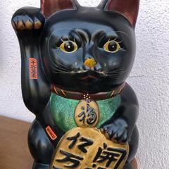 大きめ 陶器の招き猫　貯金箱