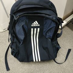 adidas リュック小さめ