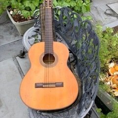 鈴木バイオリン製造会社のクラッシックギターです