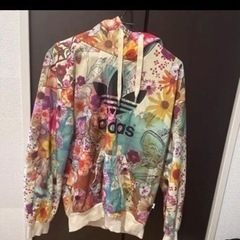 激レア adidasブルゾン 花柄パーカー