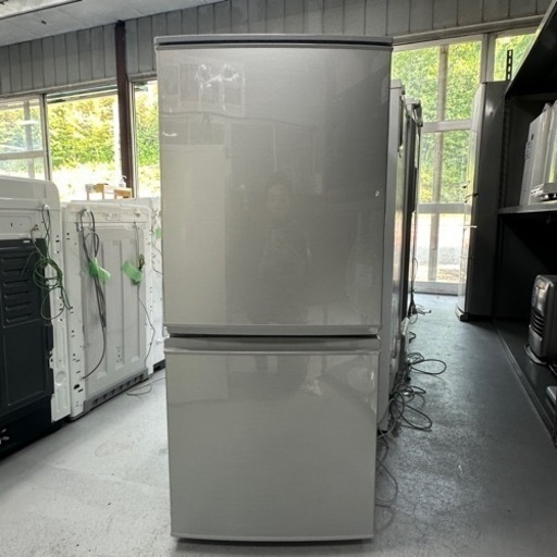 SHARP ノンフロン冷凍冷蔵庫 137L 2016年製 SJ-D14C-S