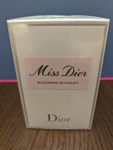 Dior　香水　アブソリュート　ブルーミング　100ml