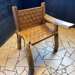 木製椅子　肘掛け椅子