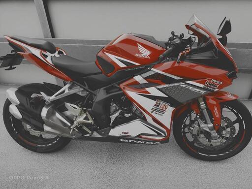 CBR250RR　手元35