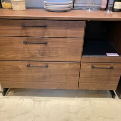 宇都宮でオシャレな家具を探すなら『オトワリバース！』未使用品 古賀家具 レンジボード キッチン収納 食器棚 ブラウン 中古品 