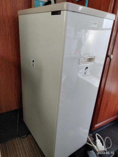 美品です✨】信頼の[サンデン ]業務用 冷凍ストッカー 冷凍庫