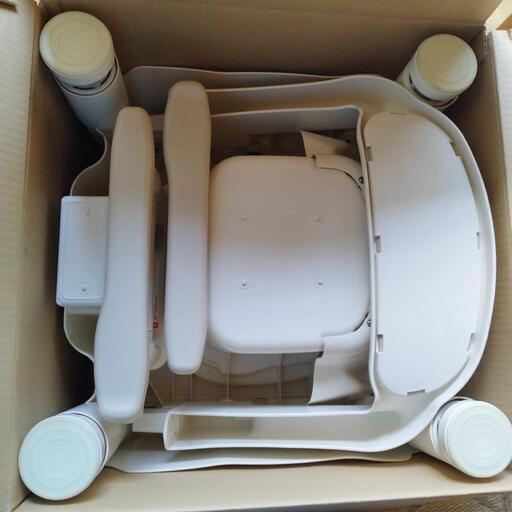 ポータブルトイレ　未使用品