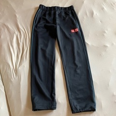 UNIQLO ロゴ入り パンツ S(M相当) 黒