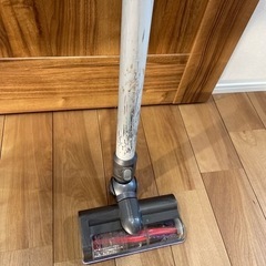 ダイソン　v6 新品バッテリー付き