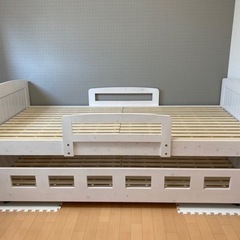 二段ベッド　