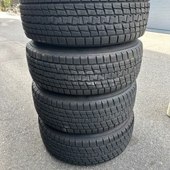 265/70R/17 115Q