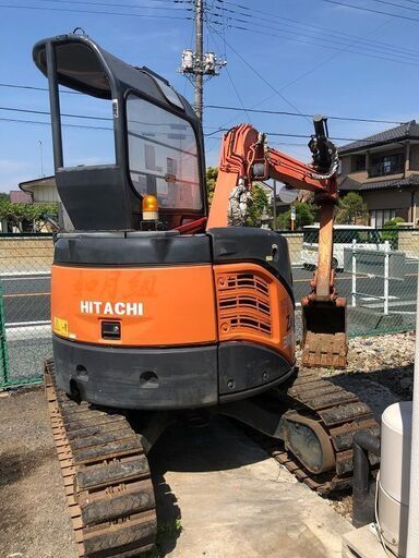 日立油圧ショベルZX30UR-3 側溝堀タイプ