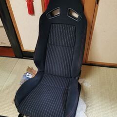 RECARO セミバケットシート